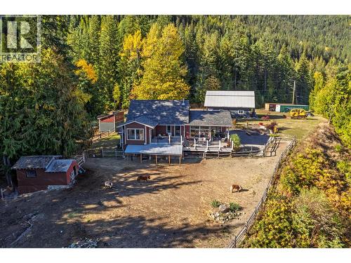8840 Olson Road, Kaslo, BC - Outdoor