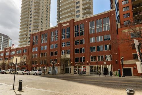 401, 10154 104 St Nw, Edmonton, AB 