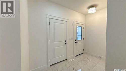 351 Kinloch Bay, Saskatoon, SK 