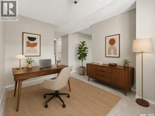 5056 10Th Avenue, Regina, SK - Indoor Photo Showing Office