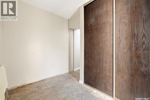 5056 10Th Avenue, Regina, SK - Indoor Photo Showing Other Room