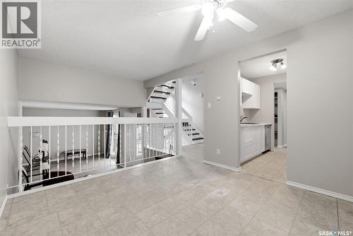 5056 10Th Avenue, Regina, SK - Indoor