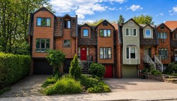 1901 Rue Workman  Montréal (Le Sud-Ouest), QC H3J 2P1