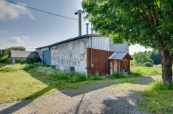 Grange - 
