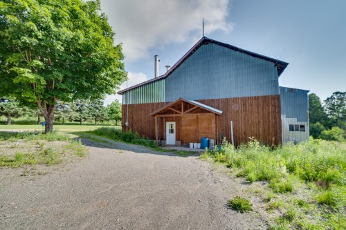 Grange - 244 Route 204 O., Saint-Adalbert, QC 
