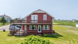 18 Ch. du Petit-Ruisseau Les Îles-De-La-Madeleine, QC G4T 9J1