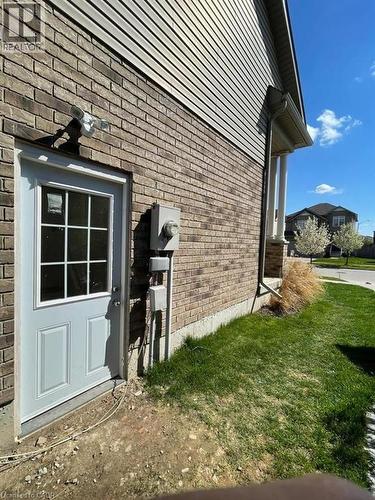 928 Dunblane Court, Kitchener, ON - Outdoor