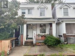 810 OSSINGTON AVENUE Toronto, ON M6G 3V1