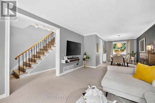 5183 Banting Court, Burlington, ON 