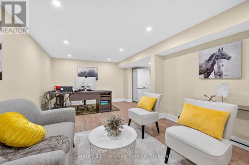 5183 Banting Court, Burlington, ON 