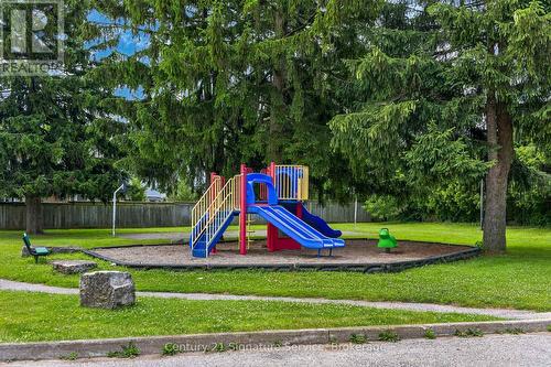 5183 Banting Court, Burlington, ON 