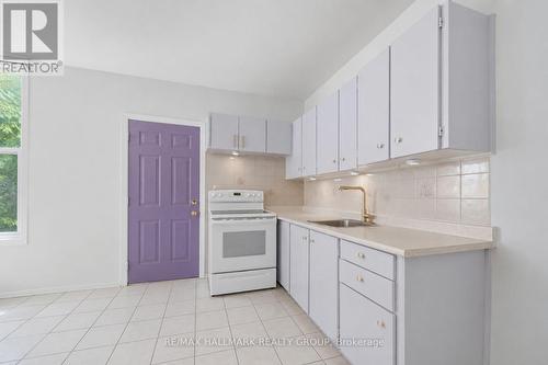 451 & 453 - 453 Catherine Street N, Ottawa, ON 