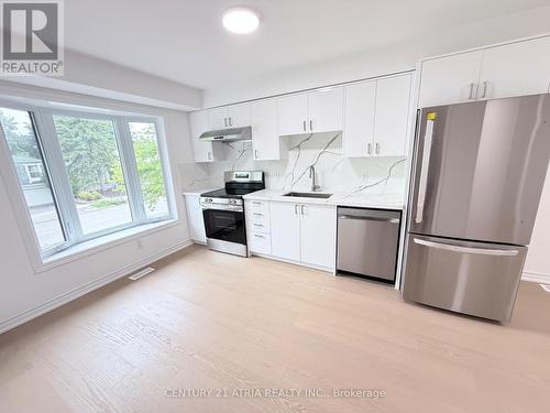 5 - 11 PLAISANCE ROAD , Richmond Hill, Ontario L4C 5H1 4