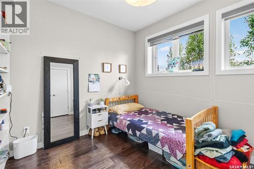 1602 Edward Avenue, Saskatoon, SK - Indoor Photo Showing Bedroom