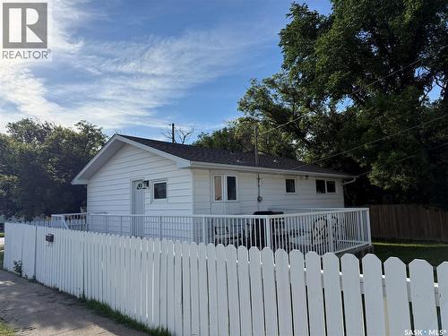 320 Government ROAD  Weyburn, SK S4H 2A8