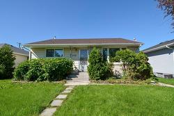 439 Belmont Avenue  Winnipeg, MB R2V 0Z1