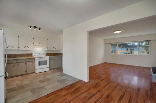 480 4Th Ave, Campbell River, BC 