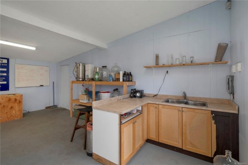 480 4Th Ave, Campbell River, BC 