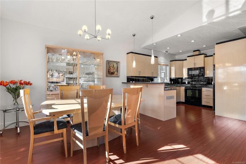 928 Cavalcade Terr, Langford, BC 