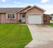 12 Granger St, La Broquerie, MB 