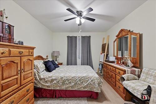 12 Granger St, La Broquerie, MB 