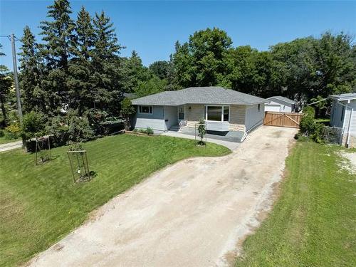 4279 Eldridge Ave, Winnipeg, MB 