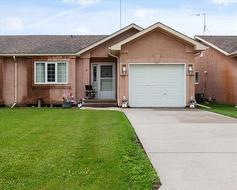 8 Granger ST  La Broquerie, MB R0A 0W0