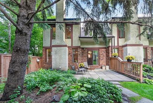 7-1696 ST MARY'S RD  Winnipeg, MB R2N 1L8