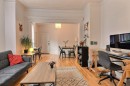 Salon - 2-5578 Av. Du Parc, Montréal (Le Plateau-Mont-Royal), QC 