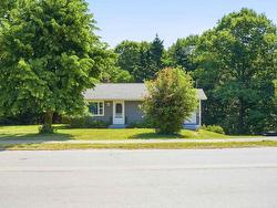 86 Jones Road  New Minas, NS B4N 3N1
