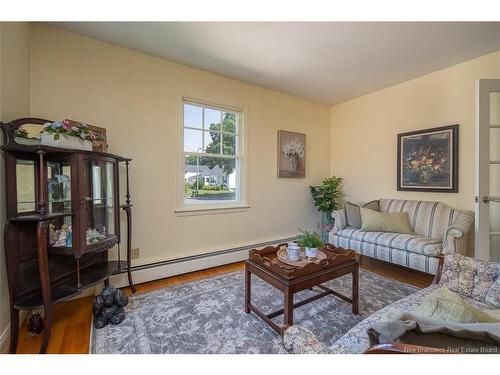 45 Ashland Crt, Fredericton, NB 