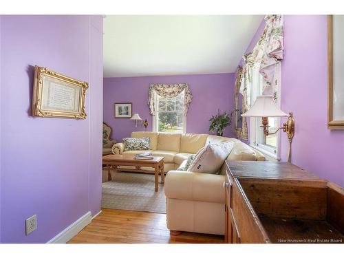 45 Ashland Crt, Fredericton, NB 