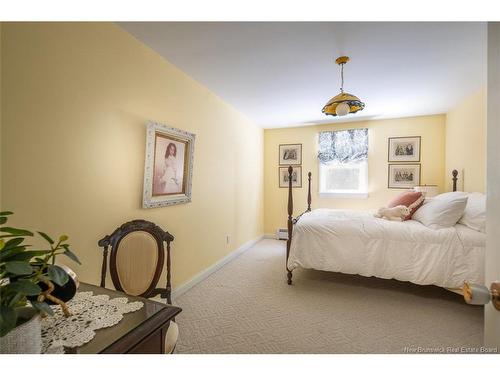 45 Ashland Crt, Fredericton, NB 