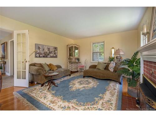 45 Ashland Crt, Fredericton, NB 
