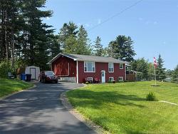 6 Bushville DR  Miramichi, NB E1N 4R4