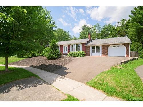 133 Leeds Dr, Fredericton, NB 