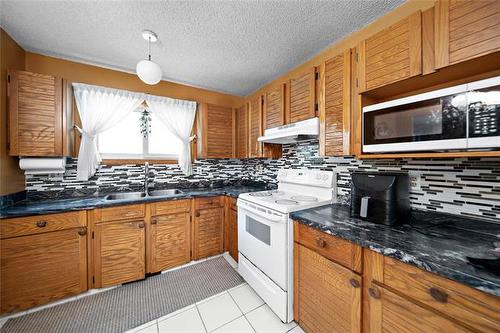 187 Weitzel St, Winnipeg, MB 