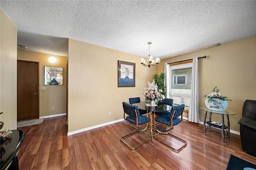 187 Weitzel St, Winnipeg, MB 