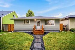 133 Kildare AVE  Winnipeg, MB R2C 2A8