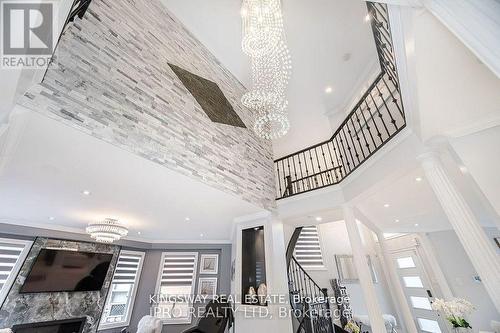 923 Bristol Road W, Mississauga, ON 