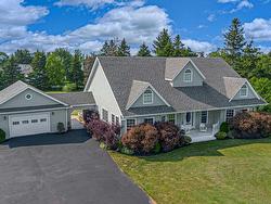2 MULLAGHMORE Drive Stratford, PE C1B 1P2