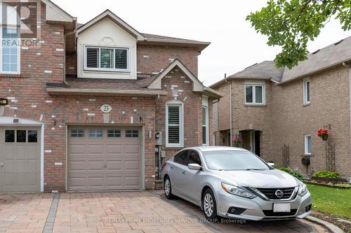 25 Pine Gate Place, Whitby, ON 