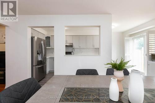 25 Pine Gate Place, Whitby, ON 