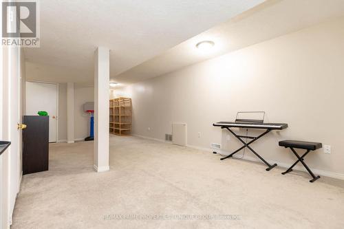 25 Pine Gate Place, Whitby, ON 