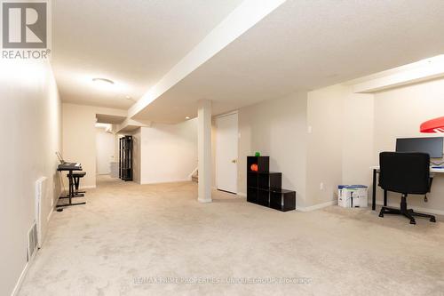 25 Pine Gate Place, Whitby, ON 