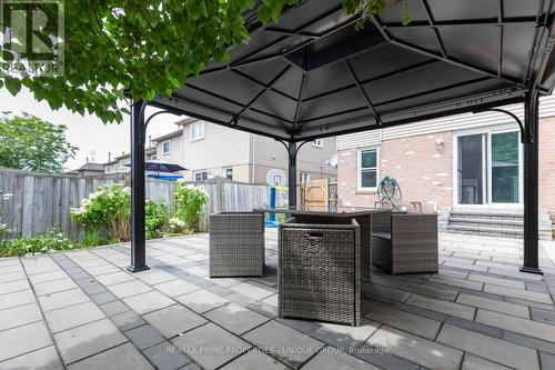 25 Pine Gate Place, Whitby, ON 