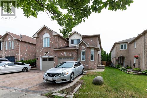 25 Pine Gate Place, Whitby, ON 