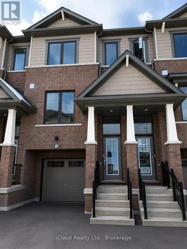 32 - 185 BEDROCK DRIVE  Hamilton, ON L8J 0M5