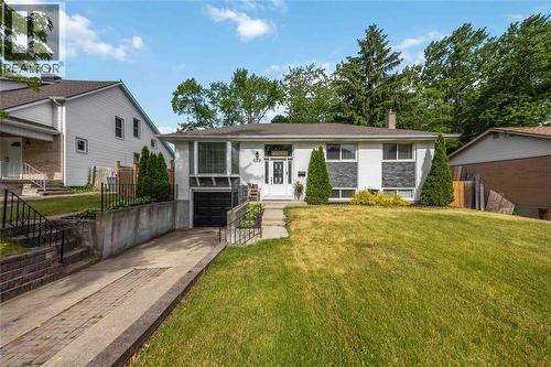 1517 MURPHY ROAD  Sarnia, ON N7S 2Z1