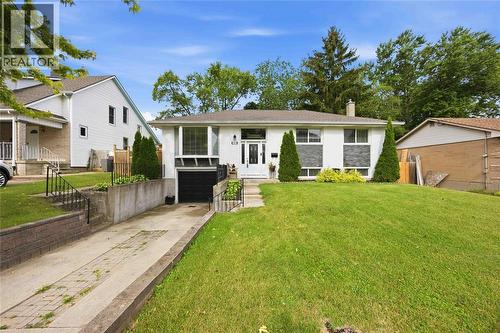 1517 MURPHY ROAD  Sarnia, ON N7S 2Z1
